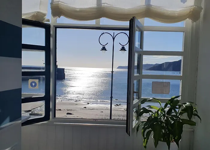 El Pescador Hotel Tazones